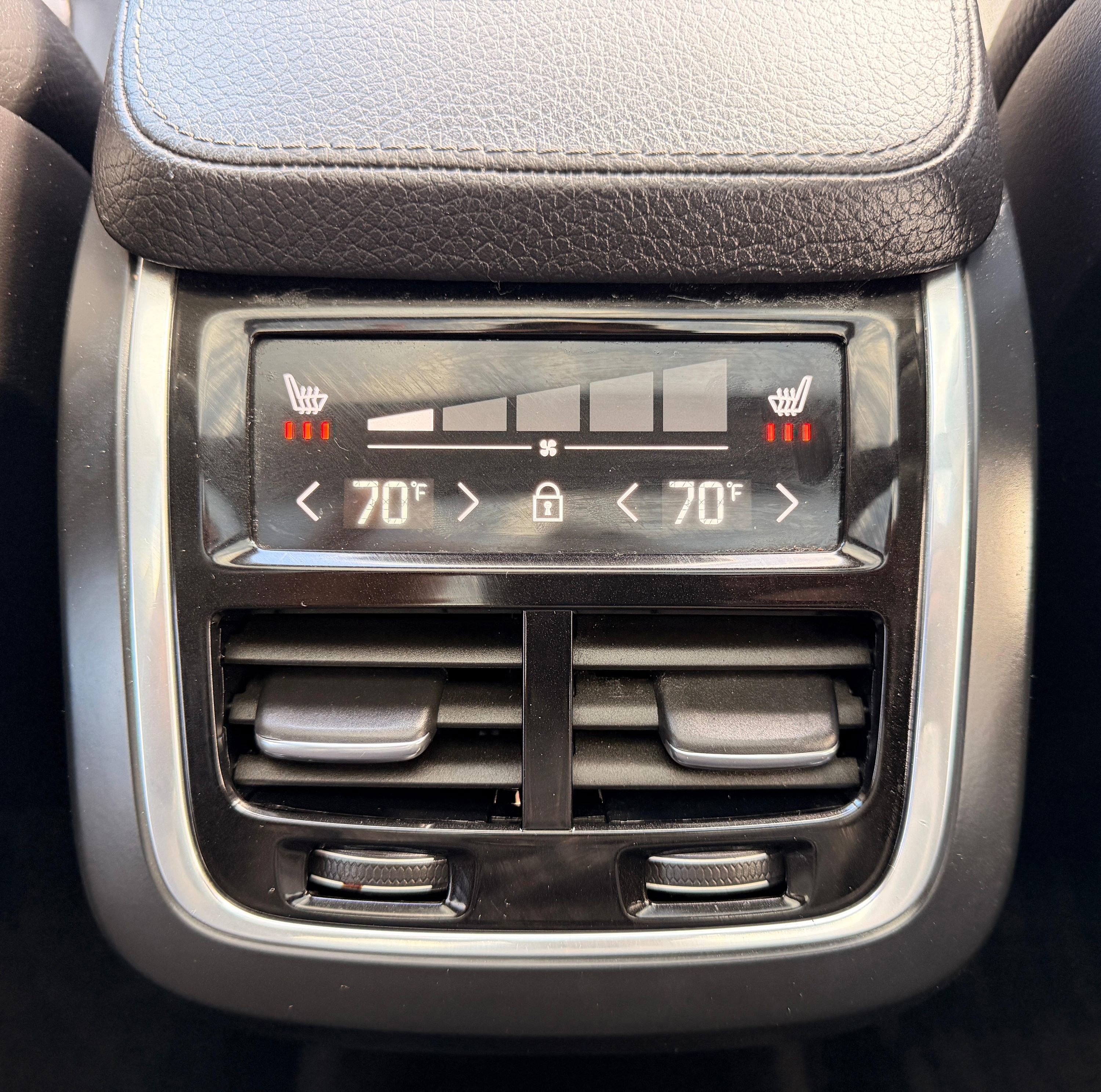 Used 2019 Volvo XC90 T6 Momentum w/ Advanced Package AWD/4WD image 38