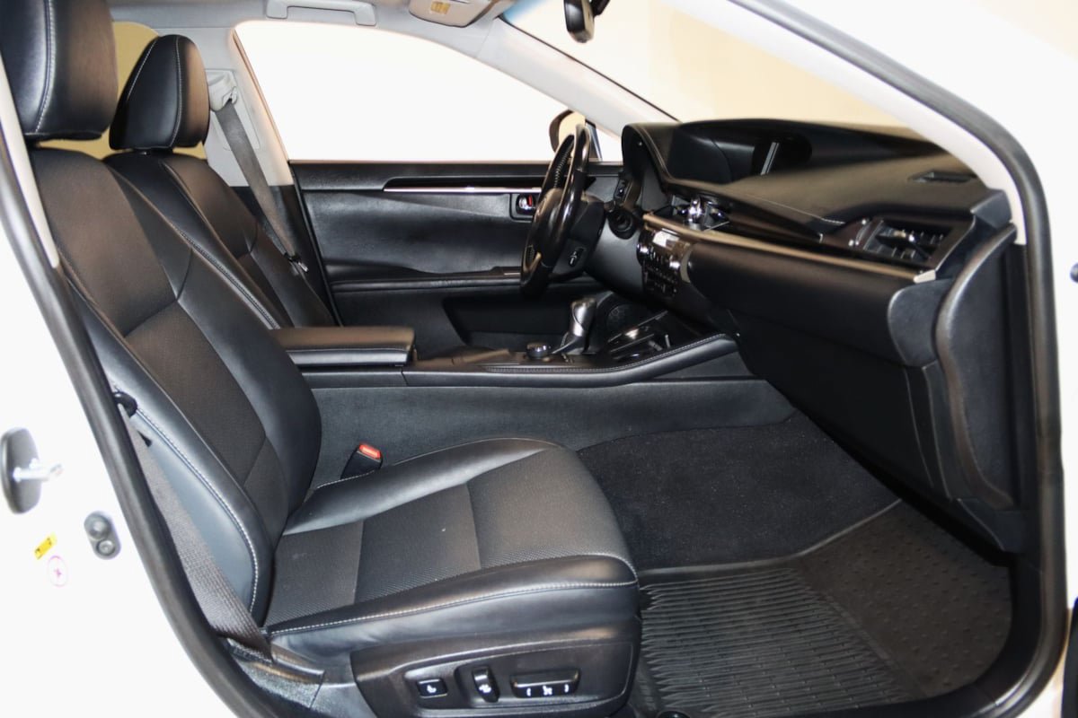 Used 2016 Lexus ES 350 FWD image 50