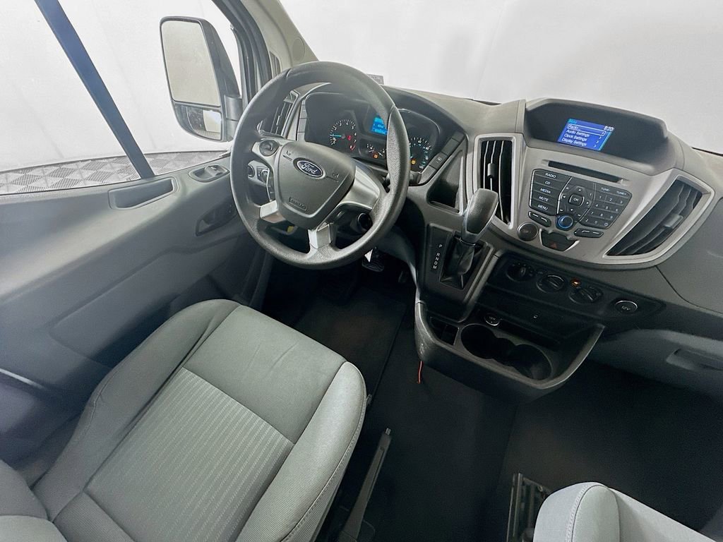 Used 2015 Ford Transit 150 XLT image 9
