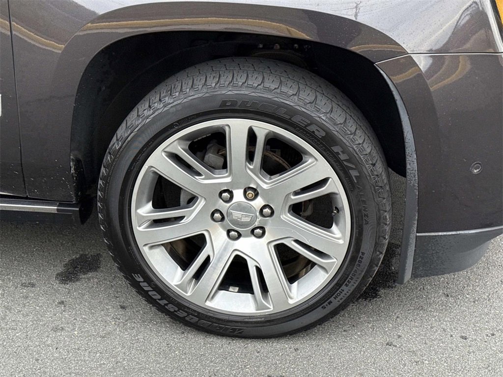 Used 2017 Cadillac Escalade Premium Luxury image 9