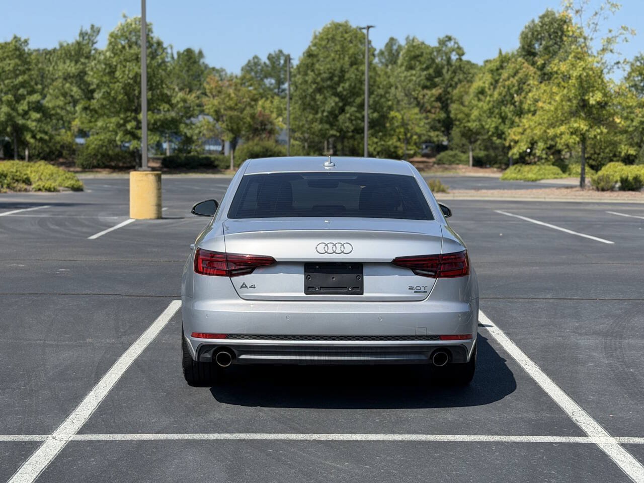 Used 2018 Audi A4 2.0T Ultra Premium Plus w/ Premium Plus Package FWD image 6