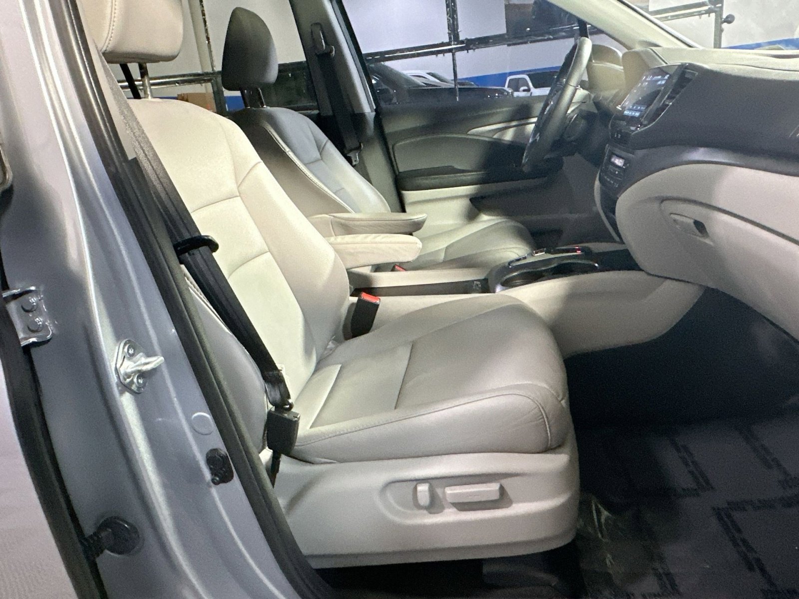 Used 2022 Honda Pilot EX-L image 37