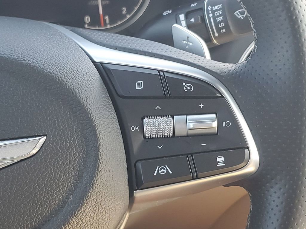 Used 2023 Genesis G70 2.0T image 36