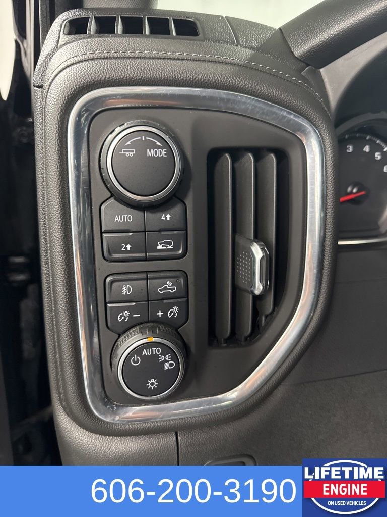 Used 2021 Chevrolet Silverado 1500 RST image 25