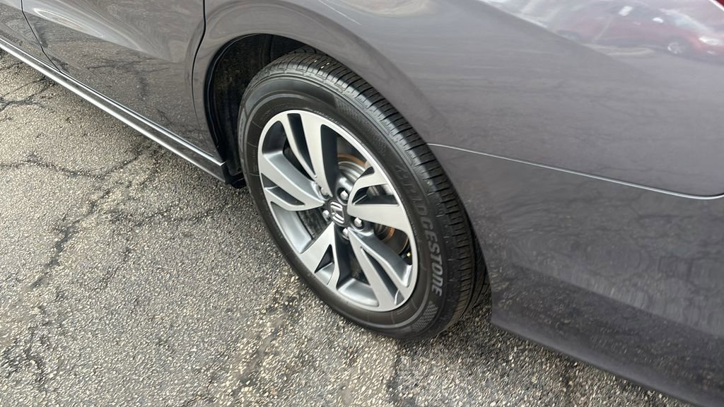 Certified 2024 Honda Odyssey Touring image 9