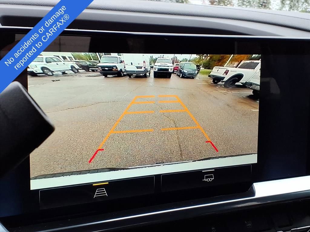 Used 2025 Chevrolet Silverado 1500 LT image 26