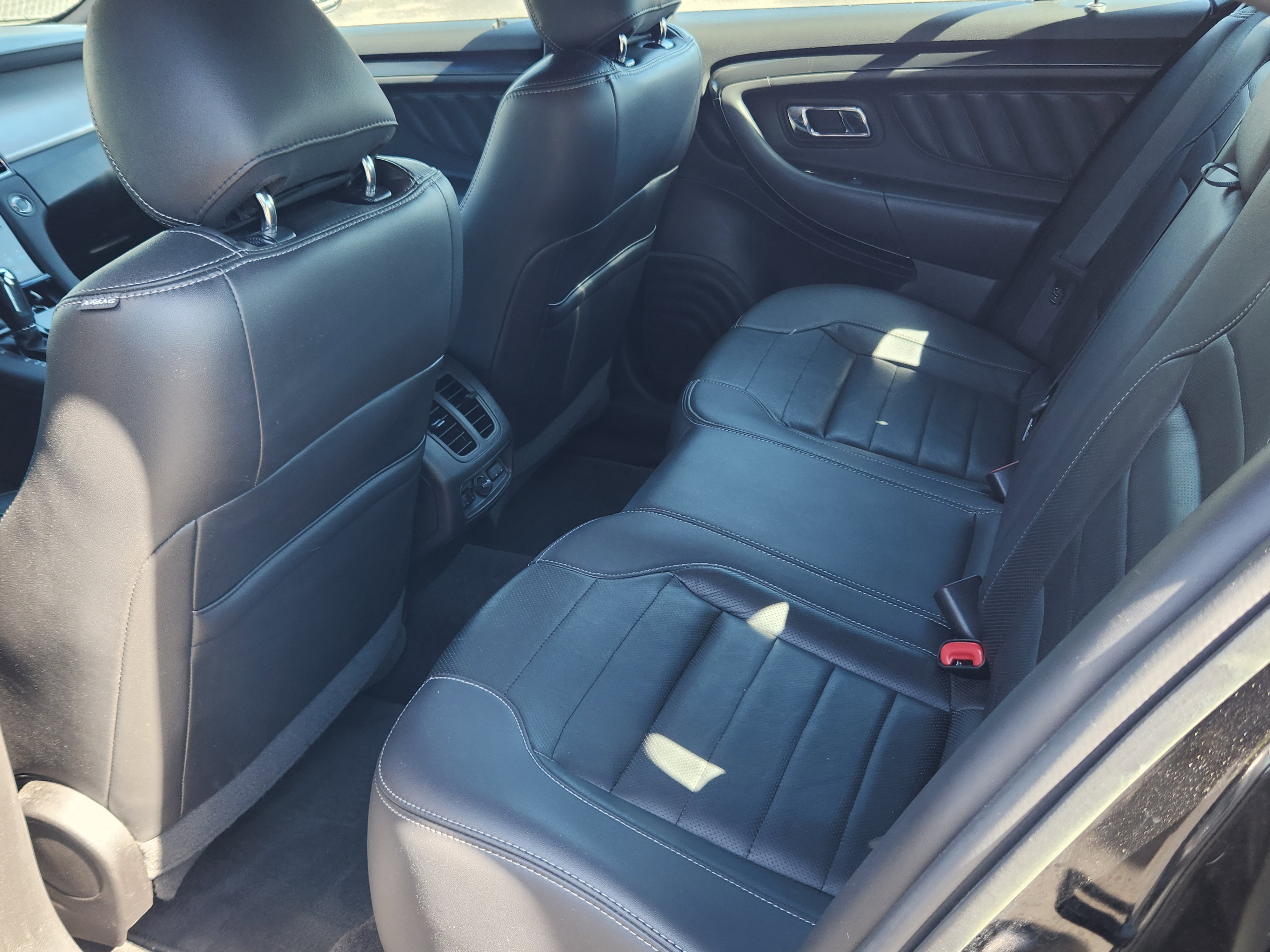 Used 2018 Ford Taurus SHO w/ Driver Assist Package AWD/4WD image 15