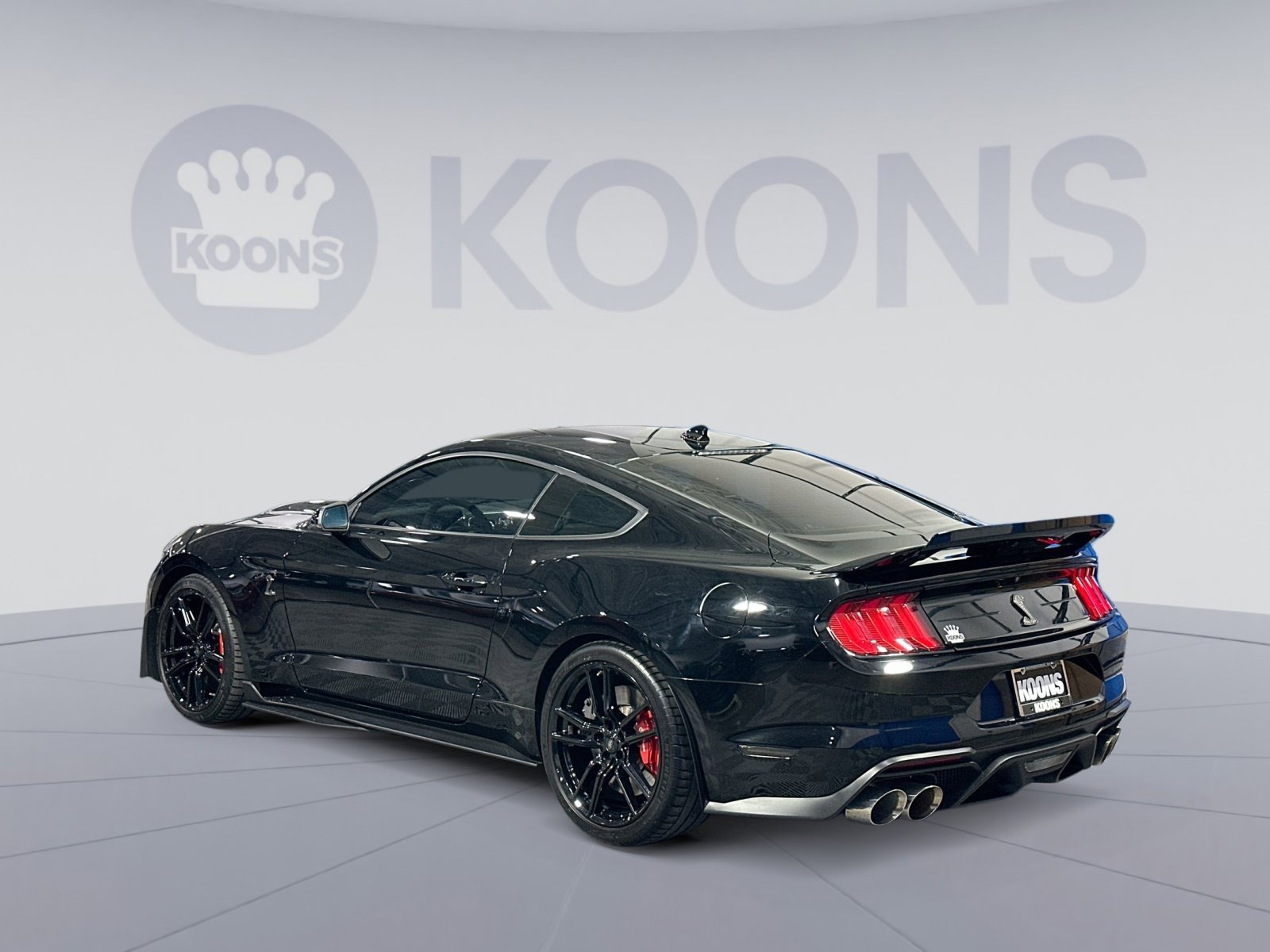 Used 2022 Ford Mustang Shelby GT500 w/ Technology Package image 4