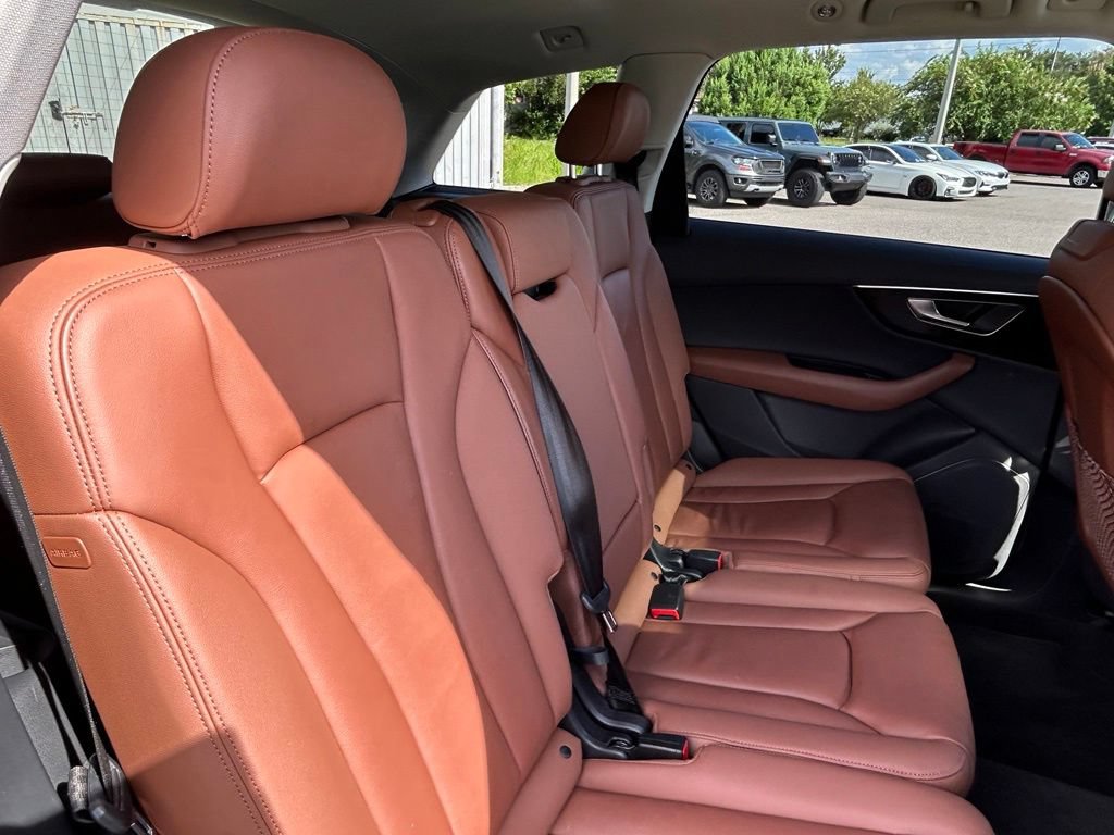 Used 2023 Audi Q7 3.0T Premium w/ Convenience Package AWD/4WD image 47