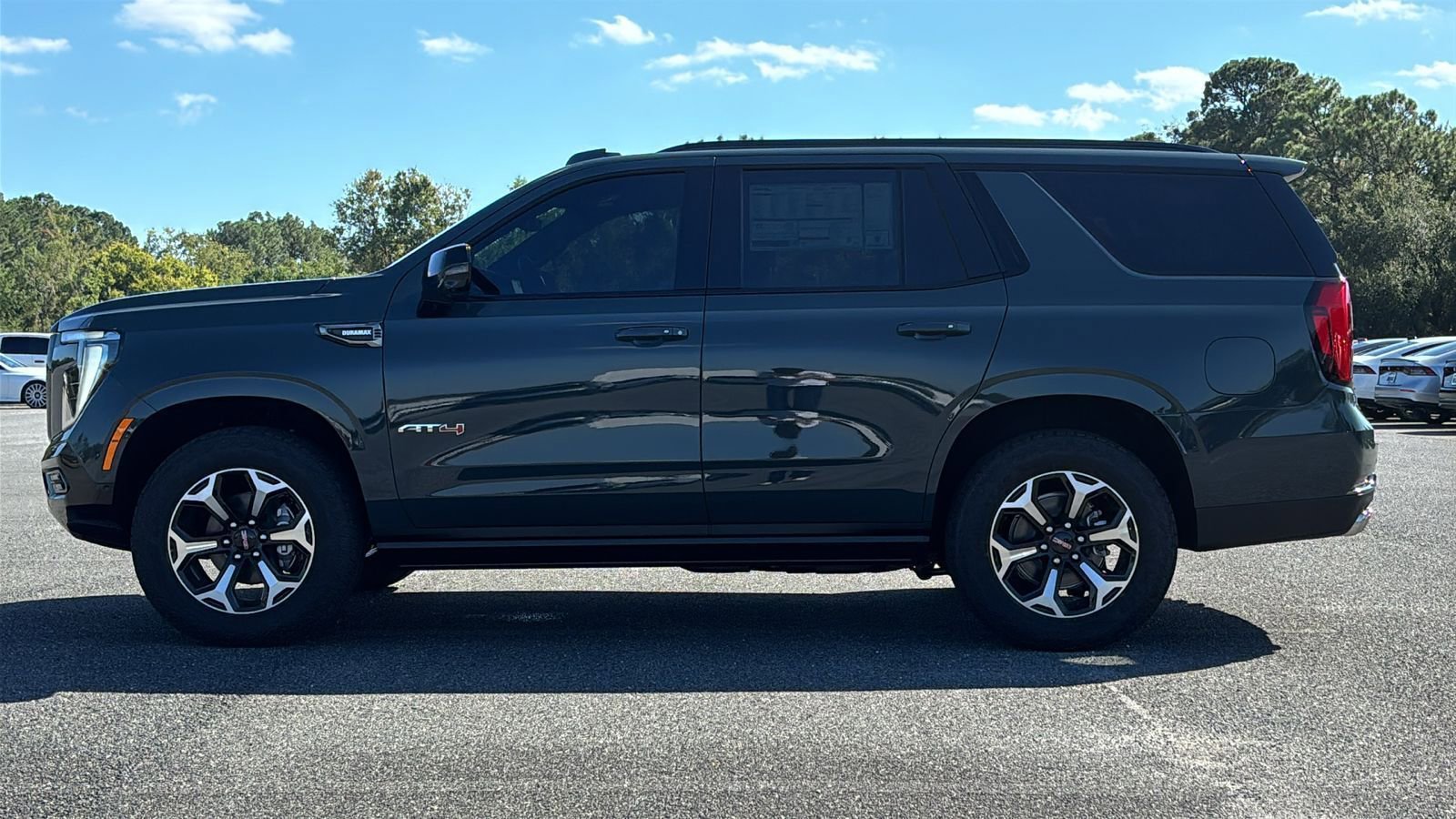 New 2026 GMC Yukon AT4 image 32