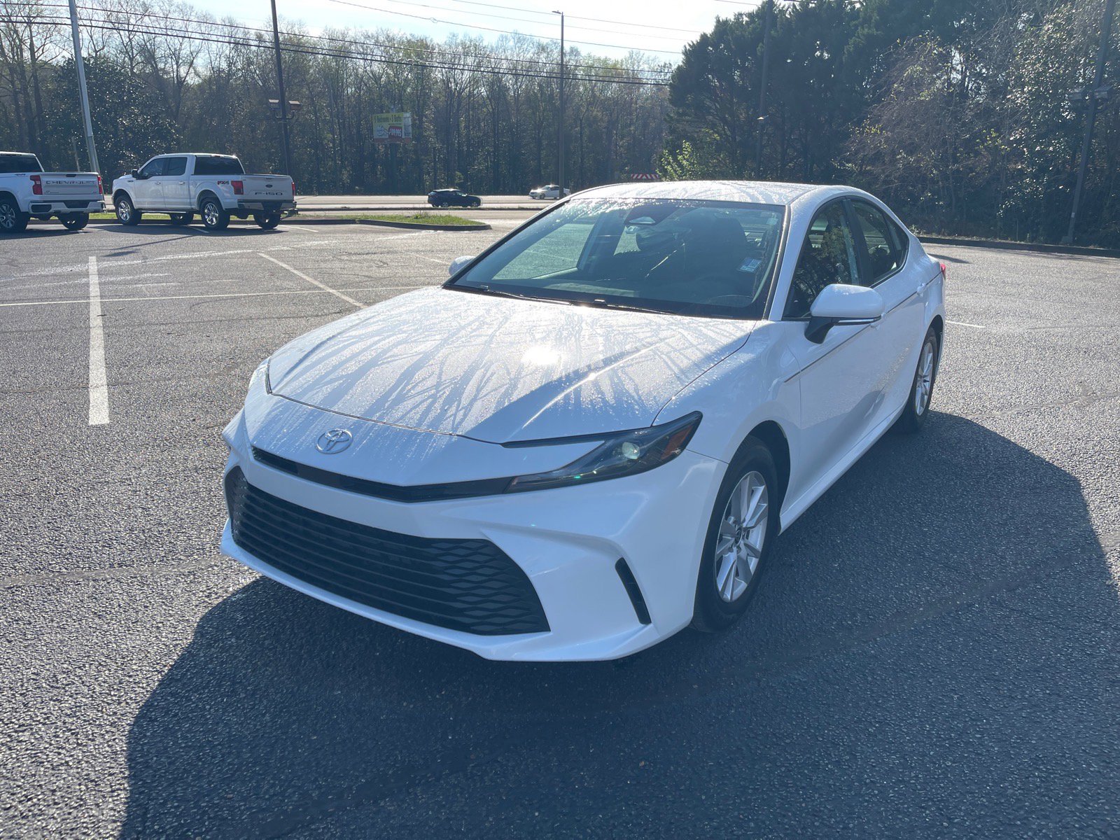 Used 2025 Toyota Camry LE w/ Convenience Package image 3