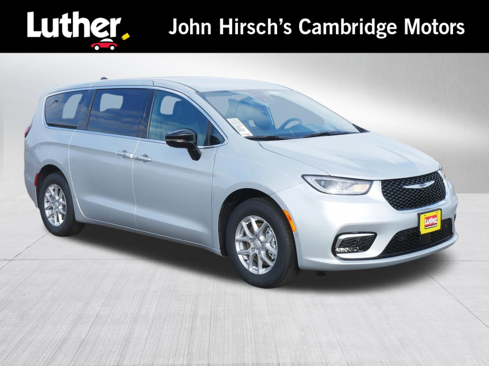 New 2026 Chrysler Pacifica Select image 1
