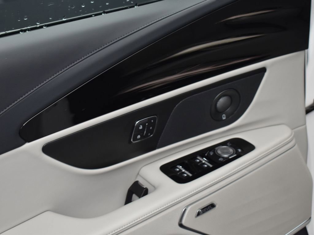 New 2026 Lincoln Nautilus Premier w/ Equipment Group 102A image 9