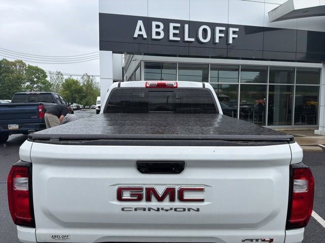 Used 2023 GMC Canyon AT4 w/ AT4 Premium Package AWD/4WD image 5
