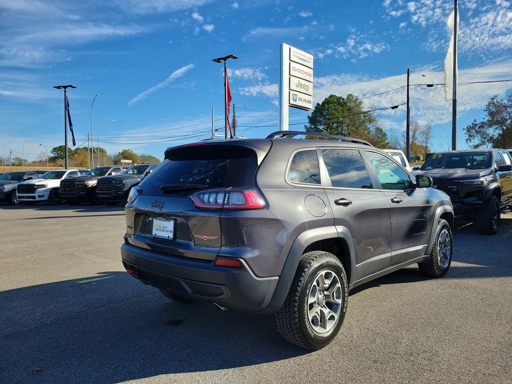 Used 2022 Jeep Cherokee Trailhawk w/ Technology Group B image 3