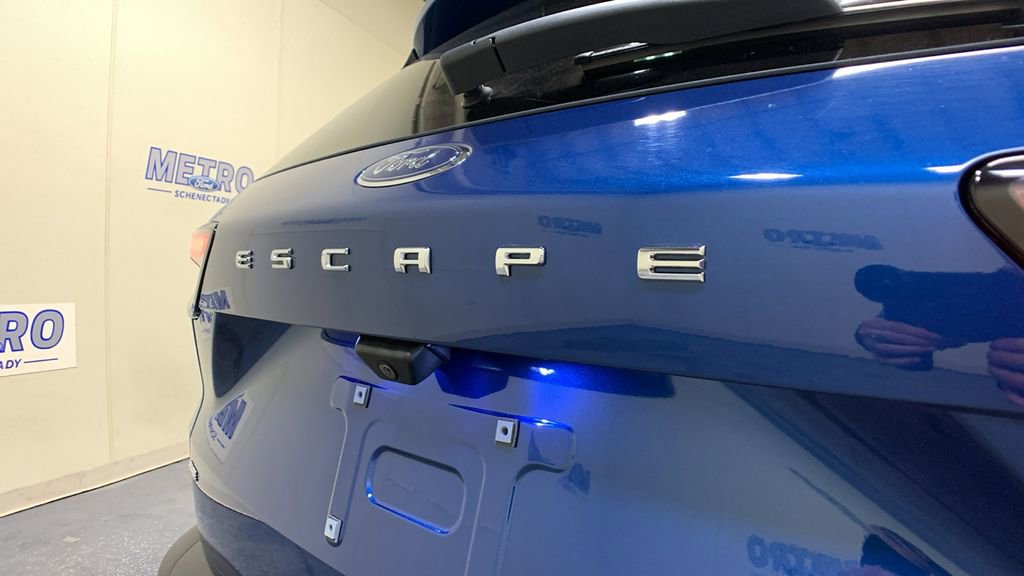 Certified 2022 Ford Escape SE w/ Convenience Package image 16
