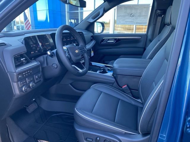 New 2026 Chevrolet Suburban Premier image 7