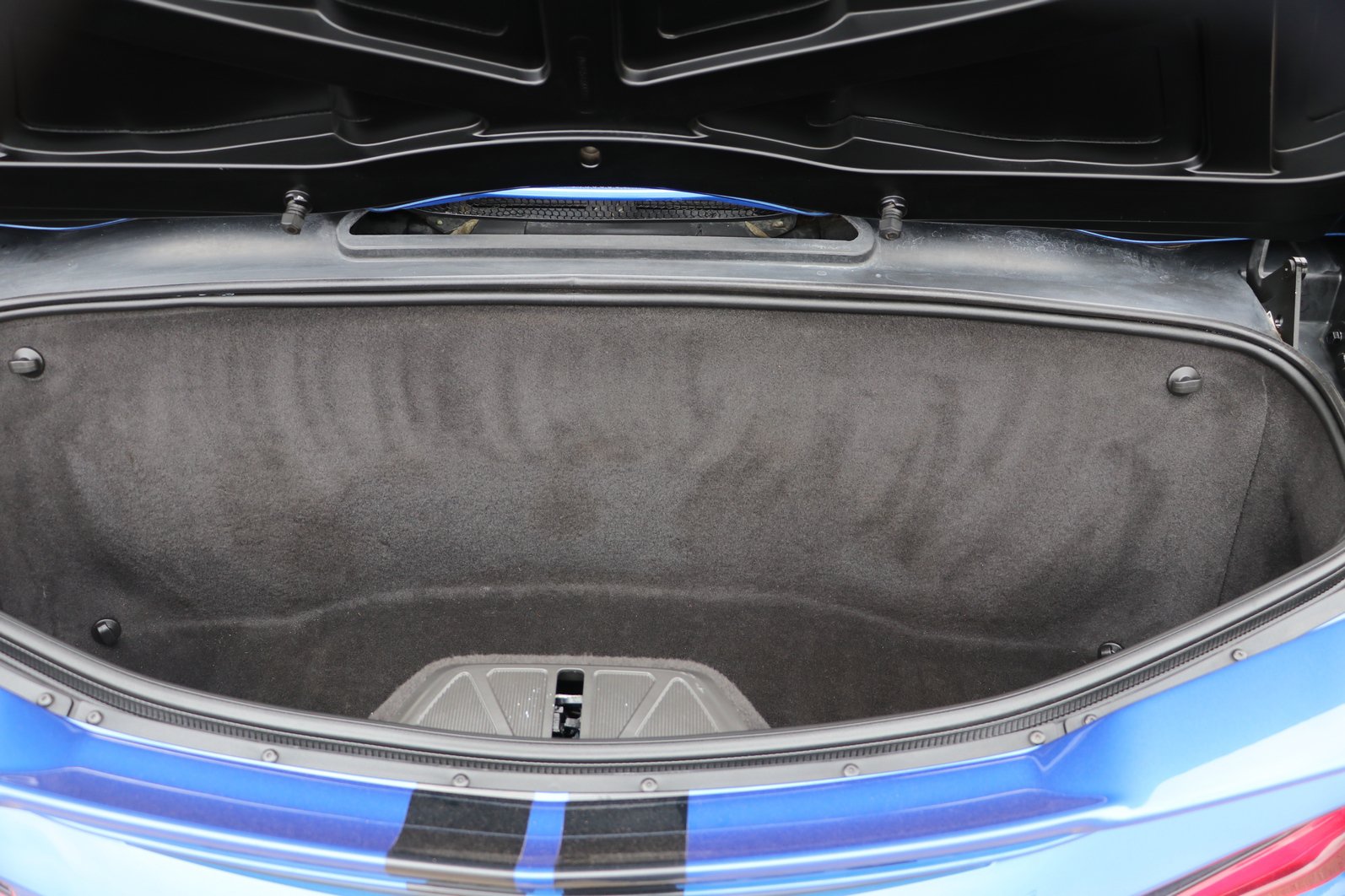 Used 2021 Chevrolet Corvette Stingray Preferred Conv w/ Z51 Performance Package RWD image 21