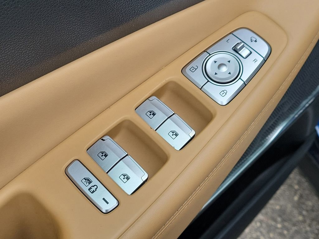 Used 2022 Hyundai Santa Fe Calligraphy image 20