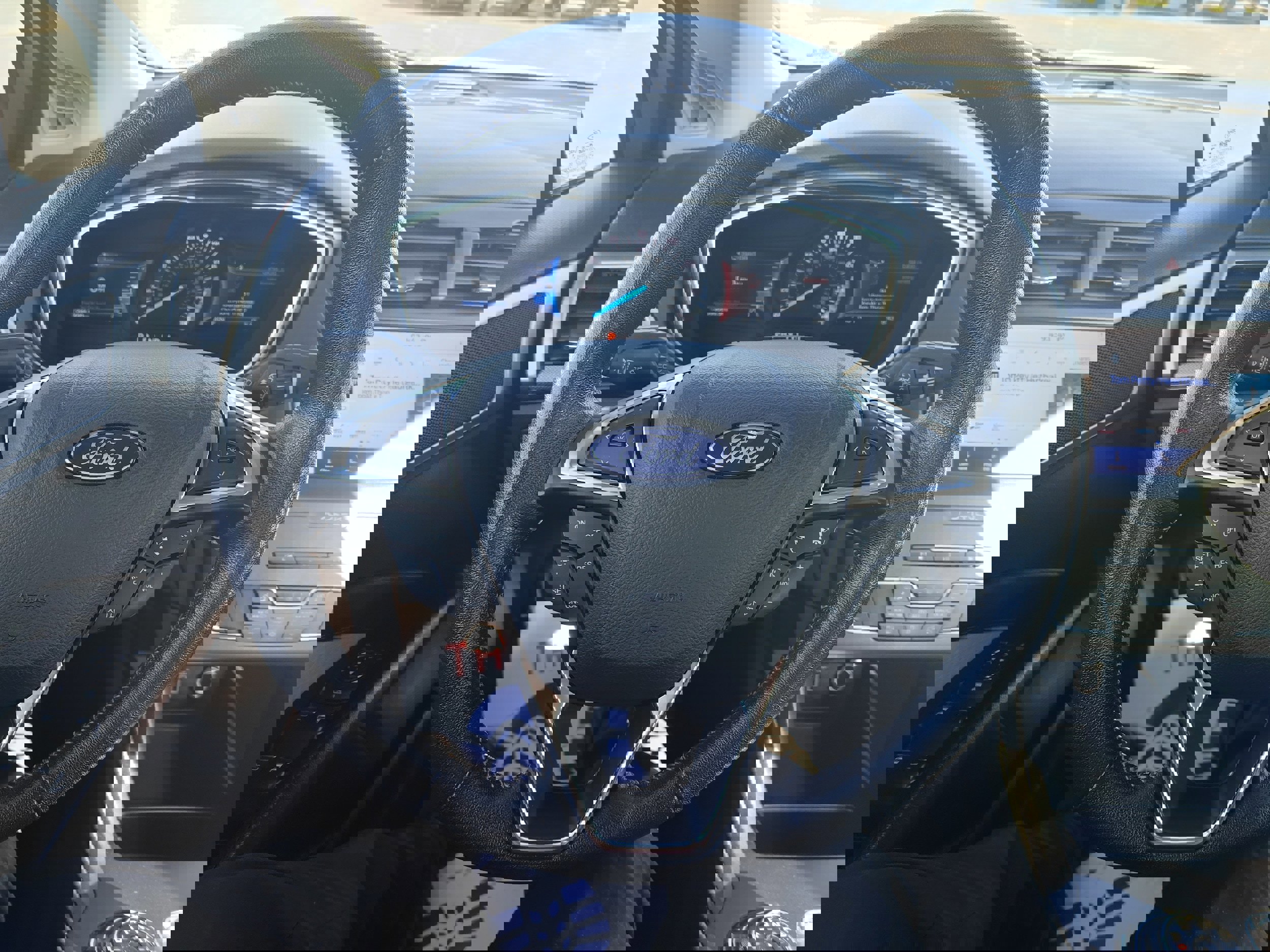 Used 2020 Ford Fusion SE w/ Equipment Group 151A image 7