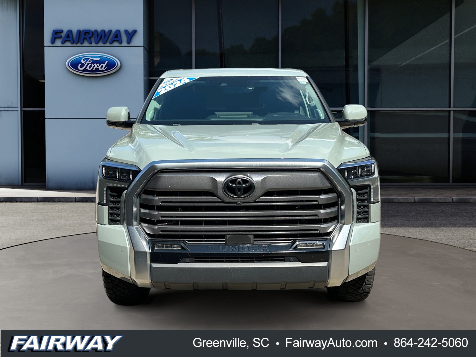 Used 2024 Toyota Tundra Limited AWD/4WD image 2