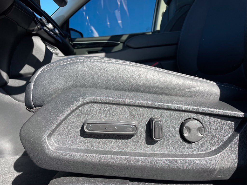 Certified 2025 Honda Pilot Touring image 24