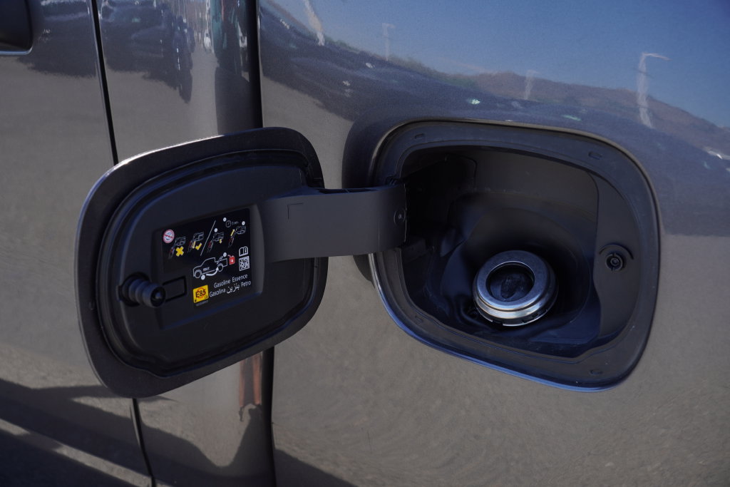 Used 2025 RAM 1500 Tradesman RWD image 14