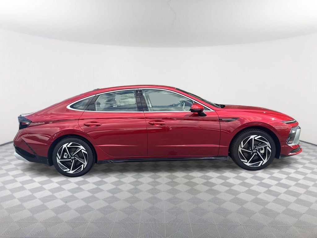 New 2026 Hyundai Sonata SEL FWD image 4