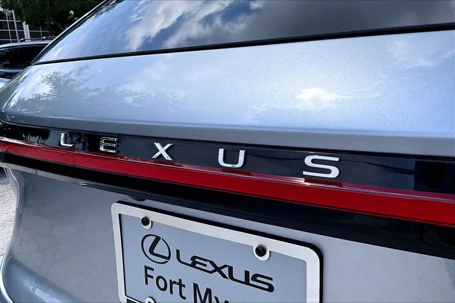 Used 2024 Lexus RX 350 FWD w/ Technology Package image 31