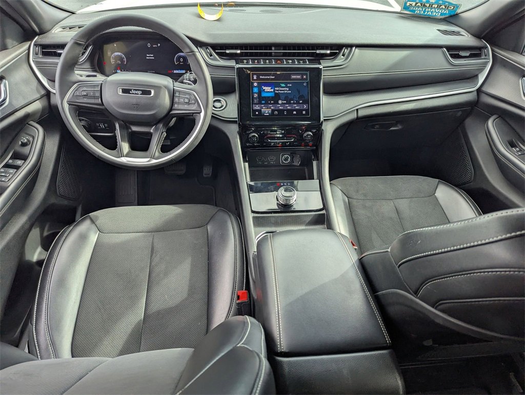 Used 2024 Jeep Grand Cherokee L Laredo image 24