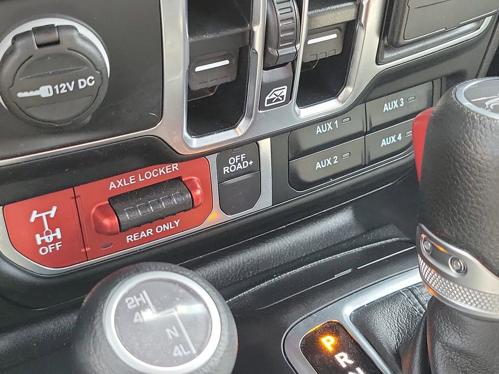 Used 2024 Jeep Gladiator Sport AWD/4WD image 11