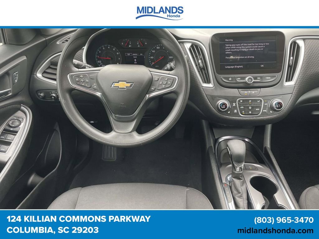 Used 2025 Chevrolet Malibu LT FWD image 11