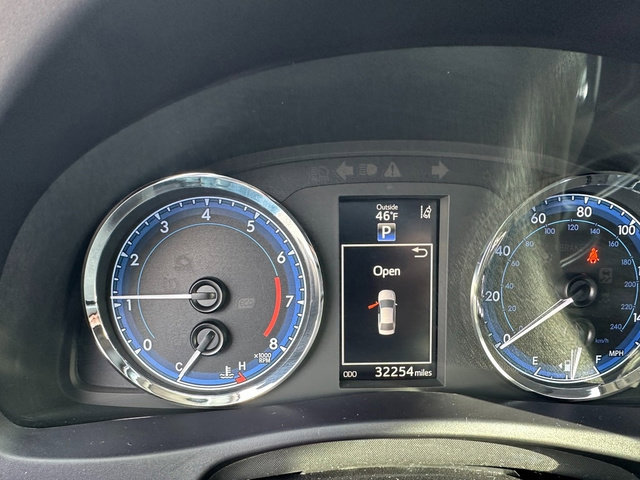 Used 2019 Toyota Corolla L image 12