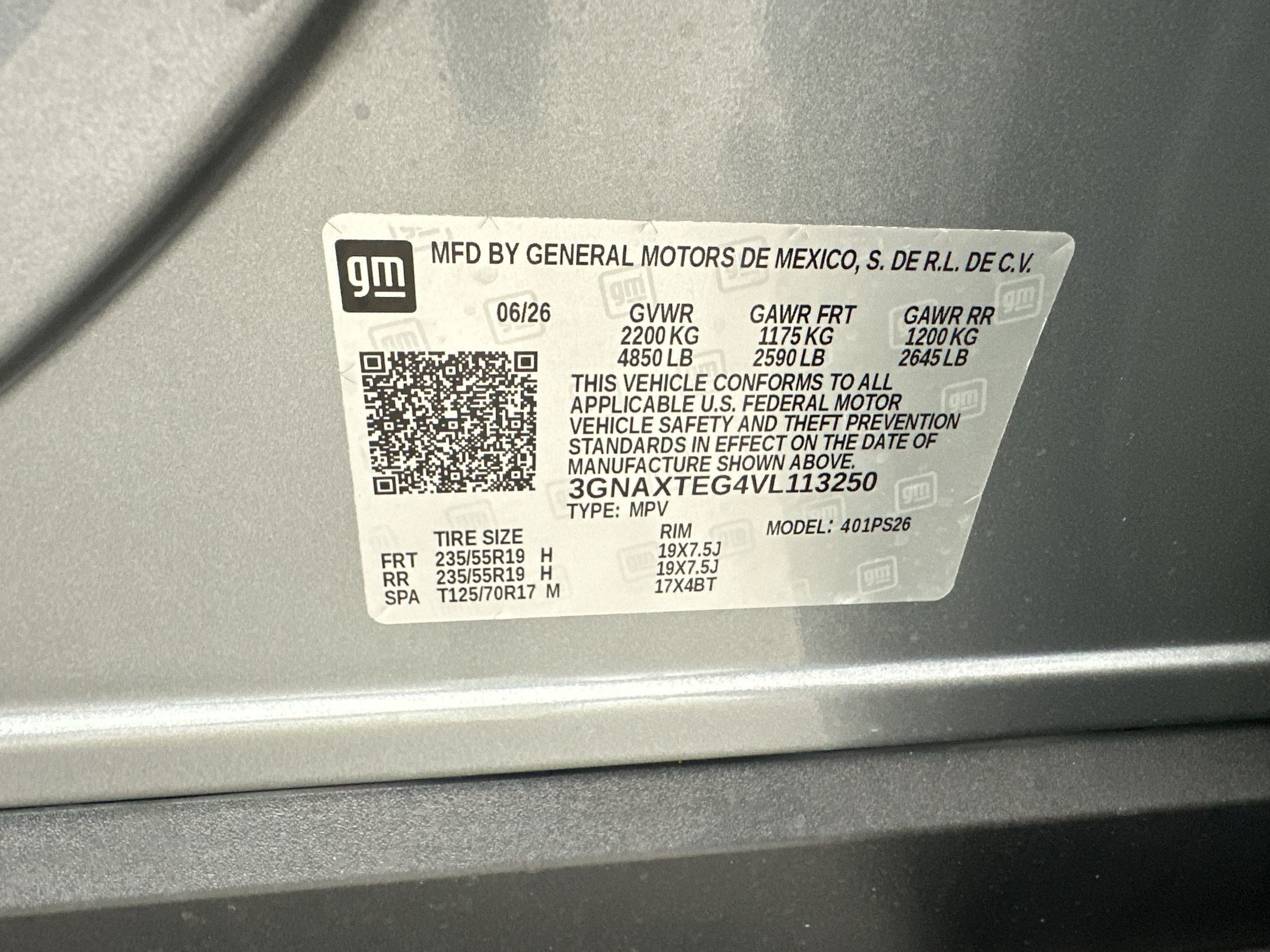New 2027 Chevrolet Equinox RS w/ LPO, Floor Liner Package AWD/4WD image 26