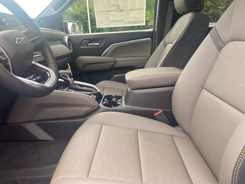 New 2025 Chevrolet Colorado ZR2 w/ Technology Package image 7