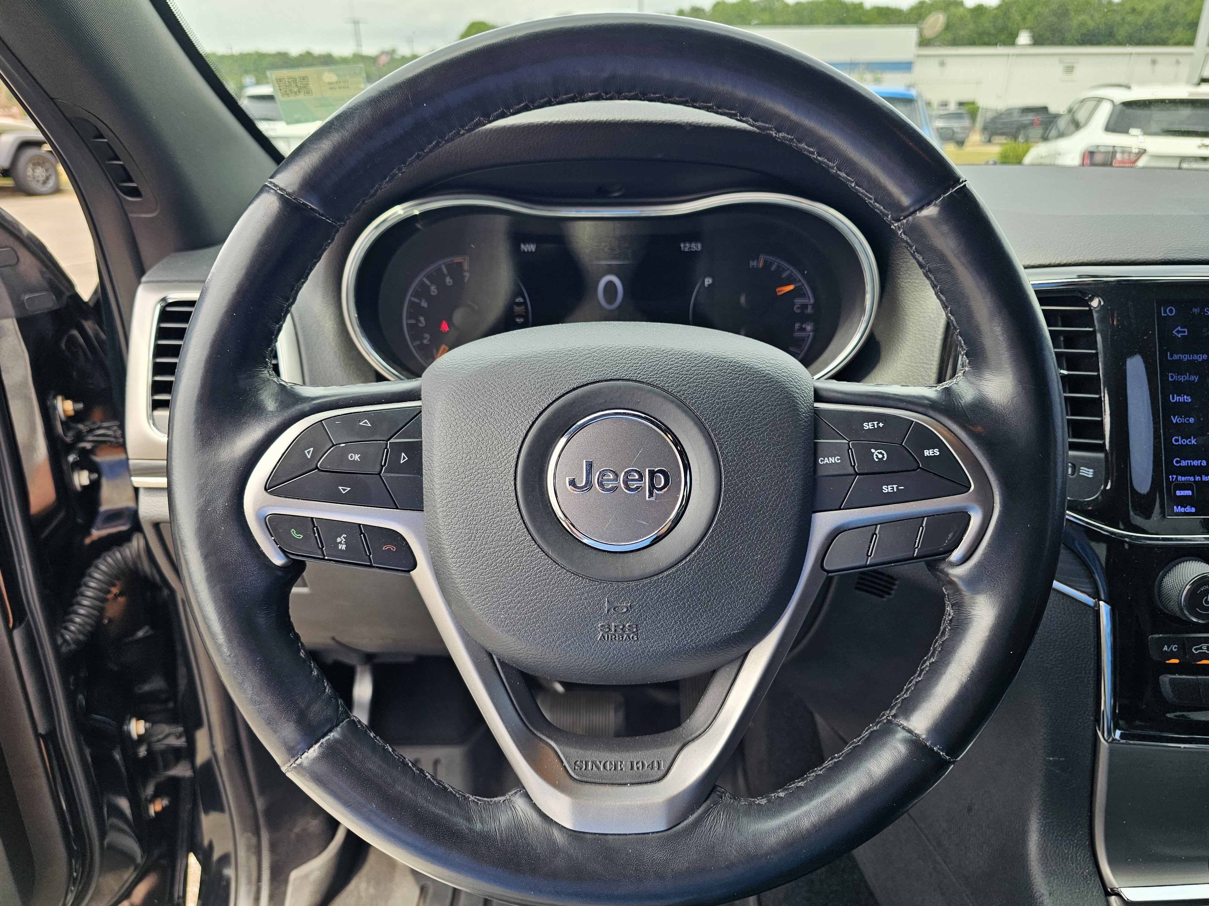Used 2021 Jeep Grand Cherokee Limited AWD/4WD image 21