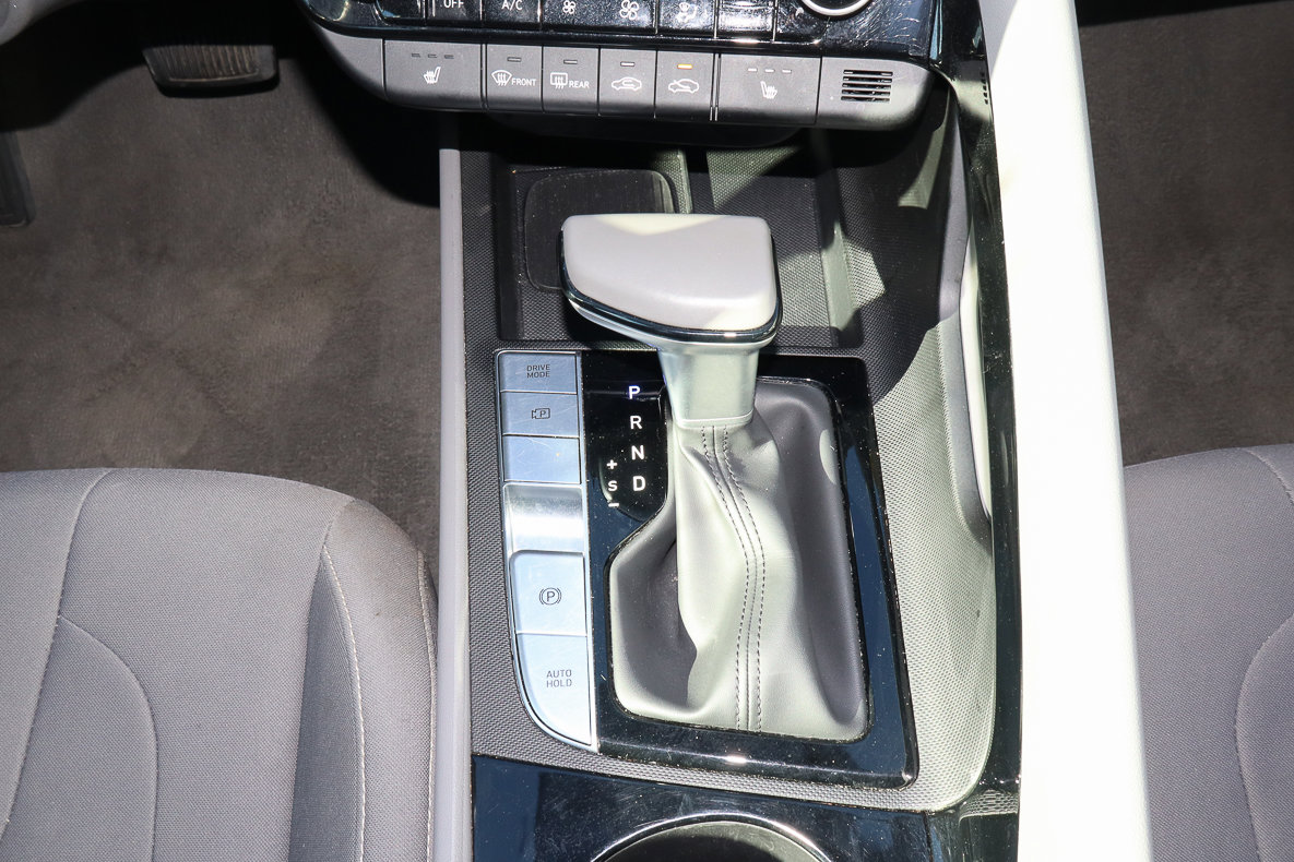 Used 2025 Hyundai Elantra SEL FWD image 20