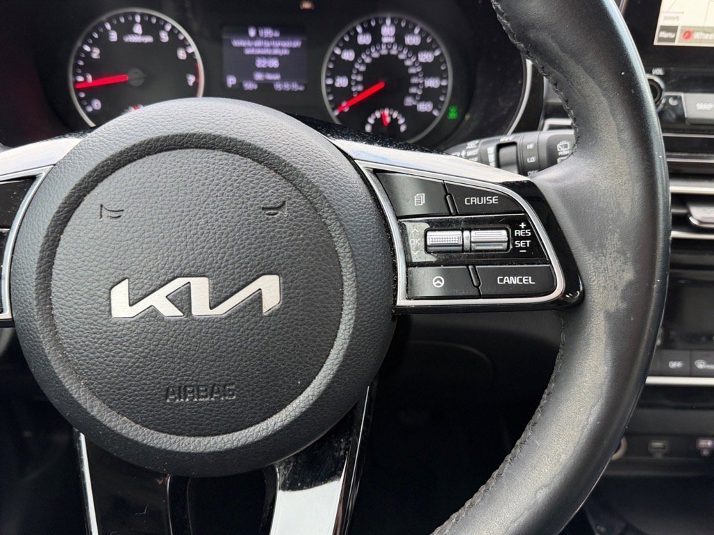 Used 2022 Kia Seltos EX image 22