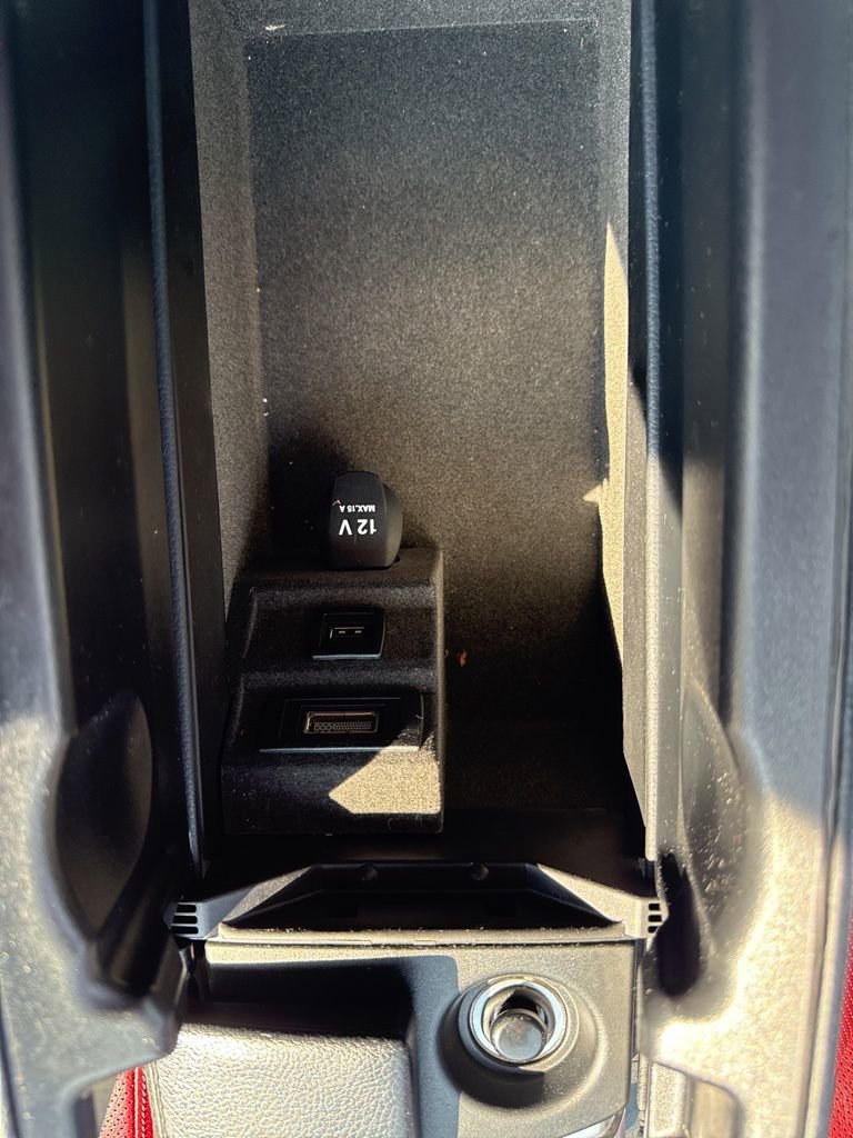 Used 2013 Mercedes-Benz SL 550 image 24