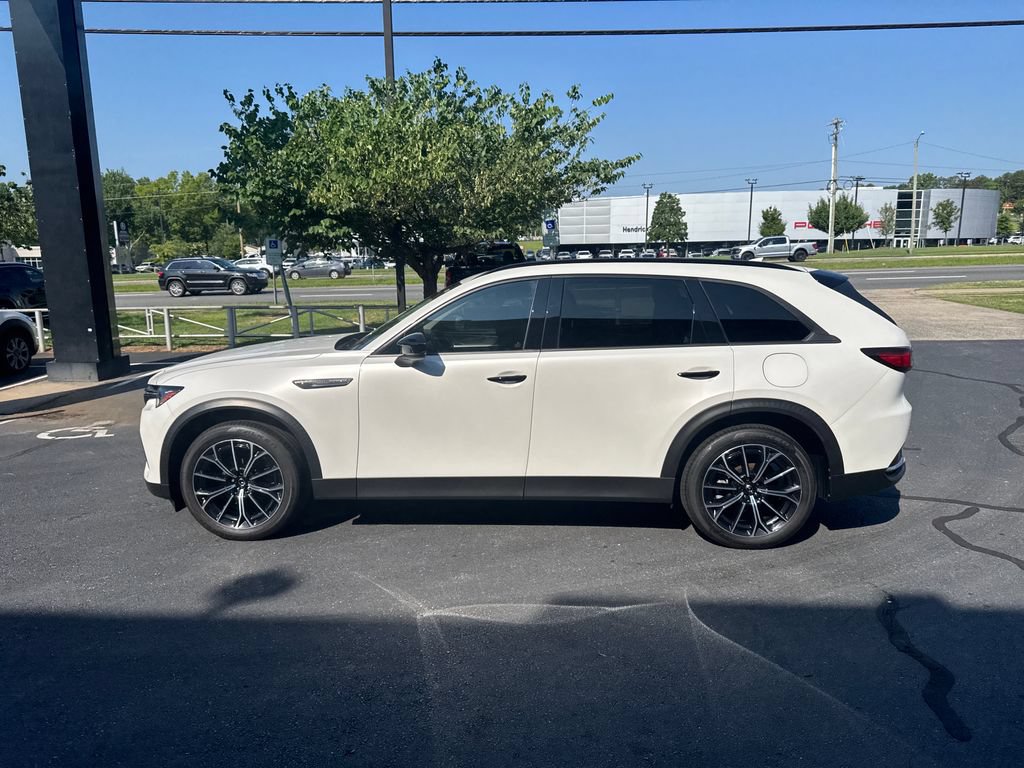 Certified 2025 MAZDA CX-70 Plug-In Hybrid w/ Premium Pkg AWD/4WD image 6