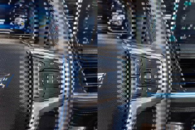 Used 2023 Chevrolet Suburban Z71 w/ Z71 Off-Road Package image 10