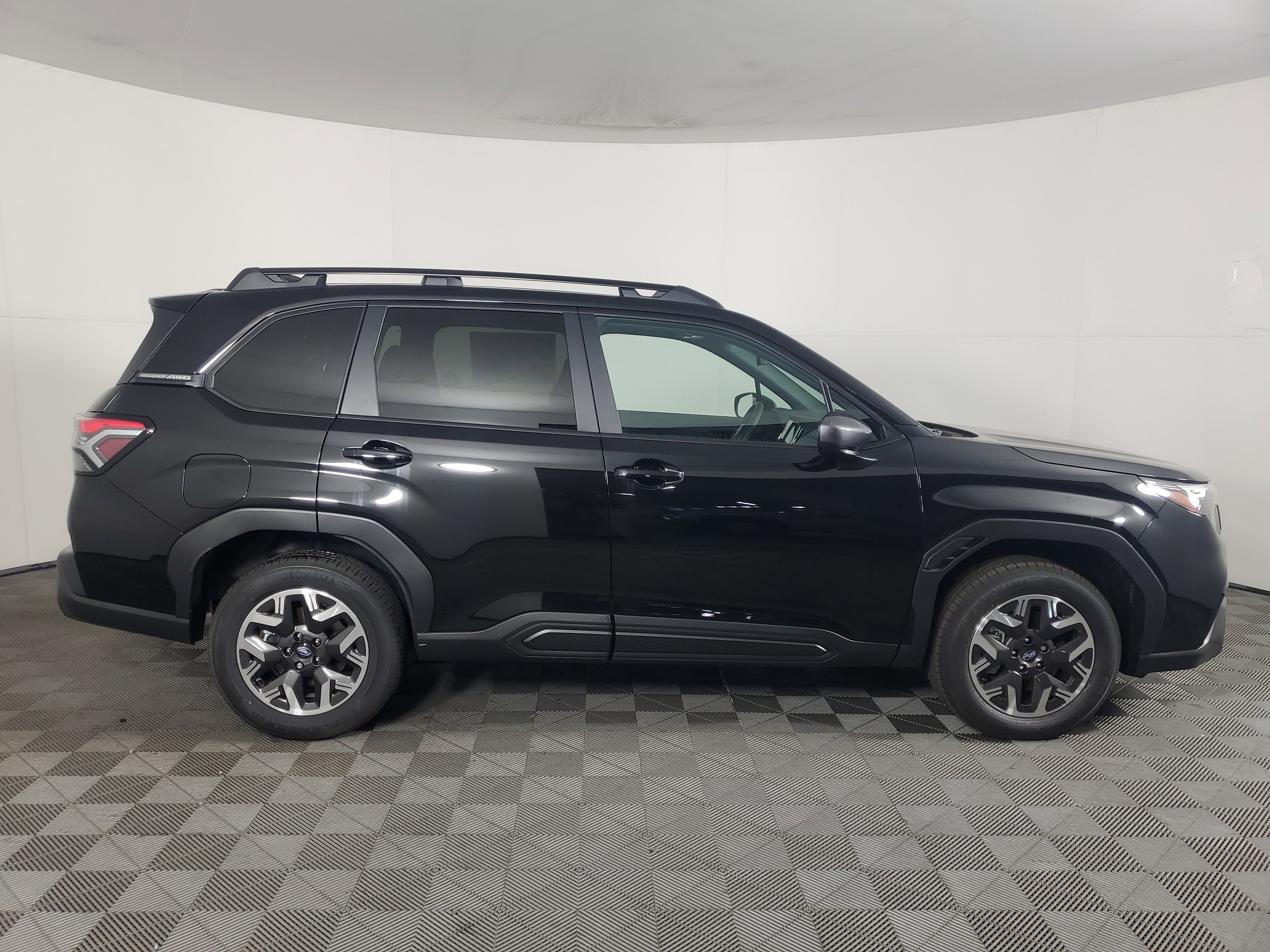 New 2026 Subaru Forester Premium image 3