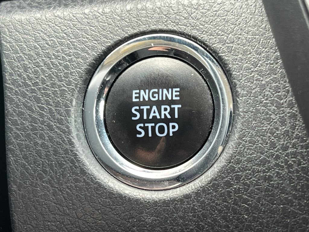 Used 2019 Toyota Camry LE w/ Convenience Package image 25