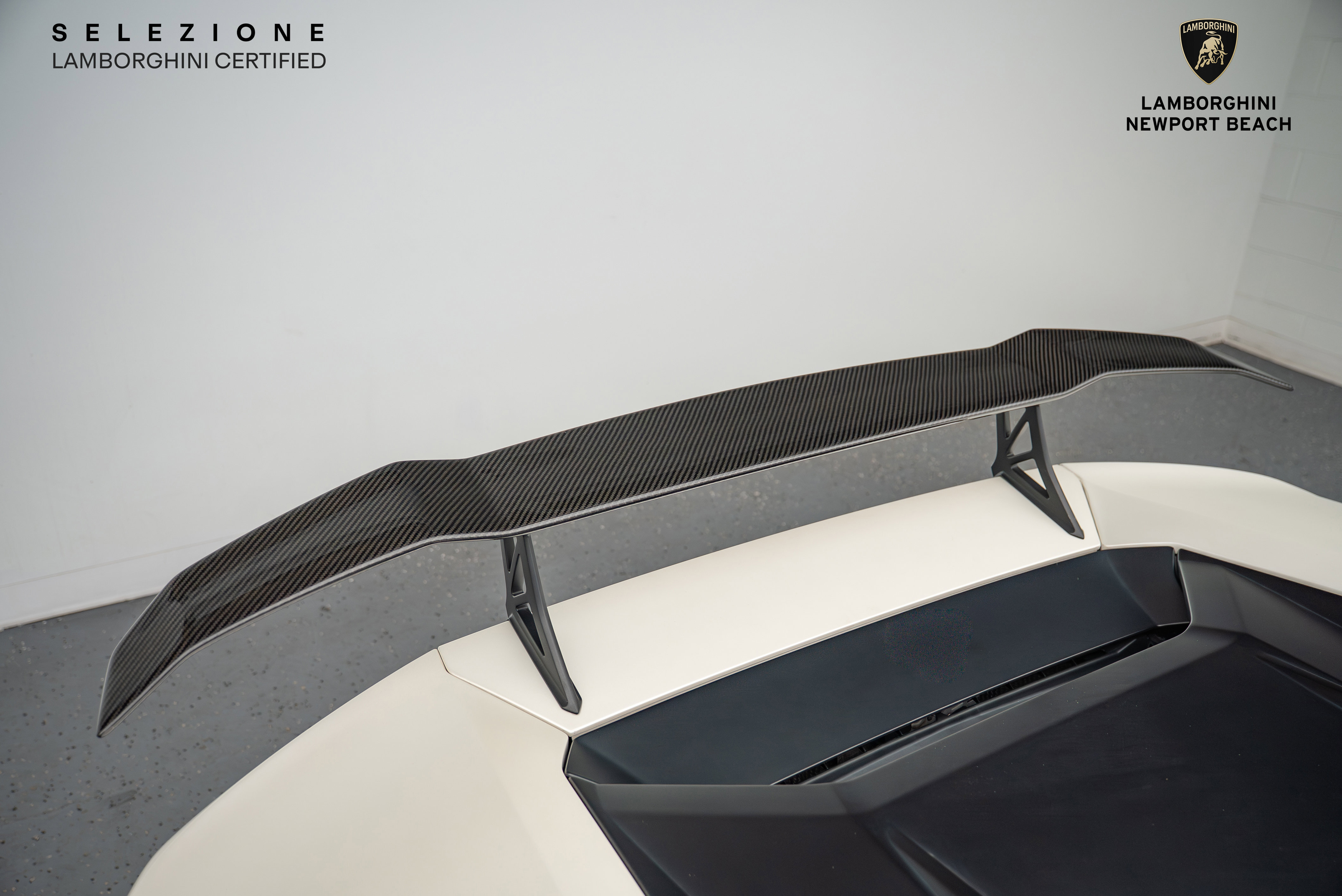 Used 2016 Lamborghini Huracan LP 610-4 image 7