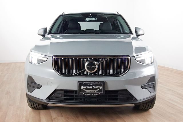 Certified 2025 Volvo XC40 B5 Core w/ Protection Package Premier image 2
