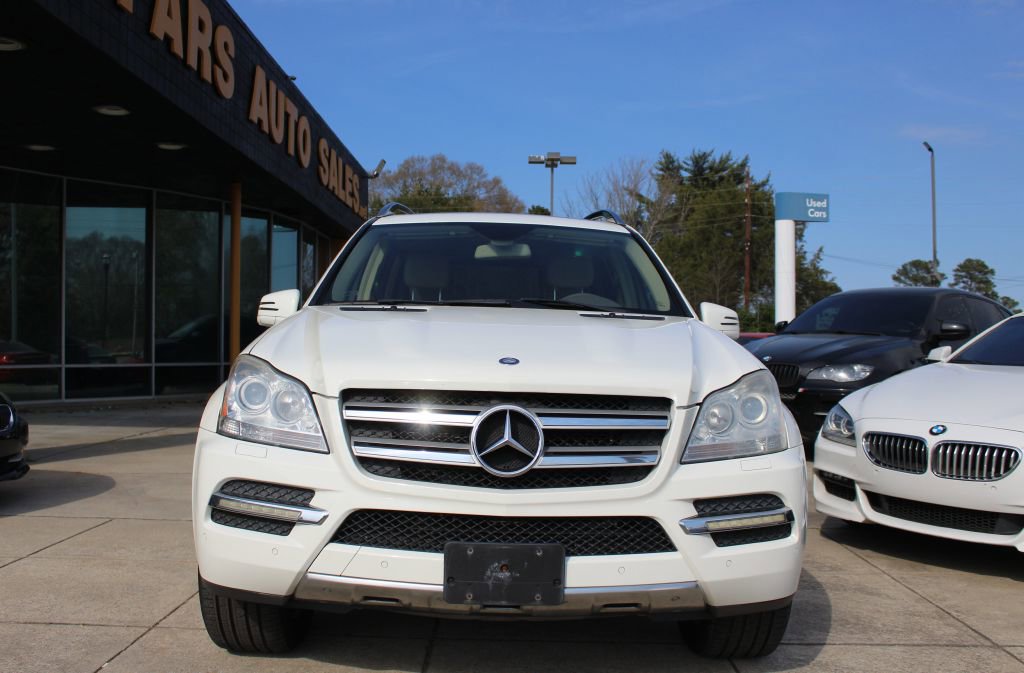 Used 2012 Mercedes-Benz GL 450 4MATIC image 3