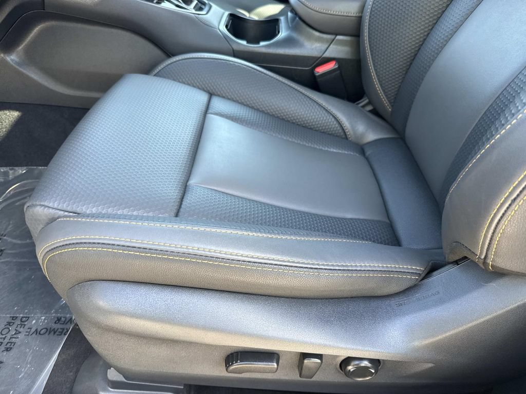 Used 2025 Subaru Outback Wilderness w/ Wilderness Package AWD/4WD image 26