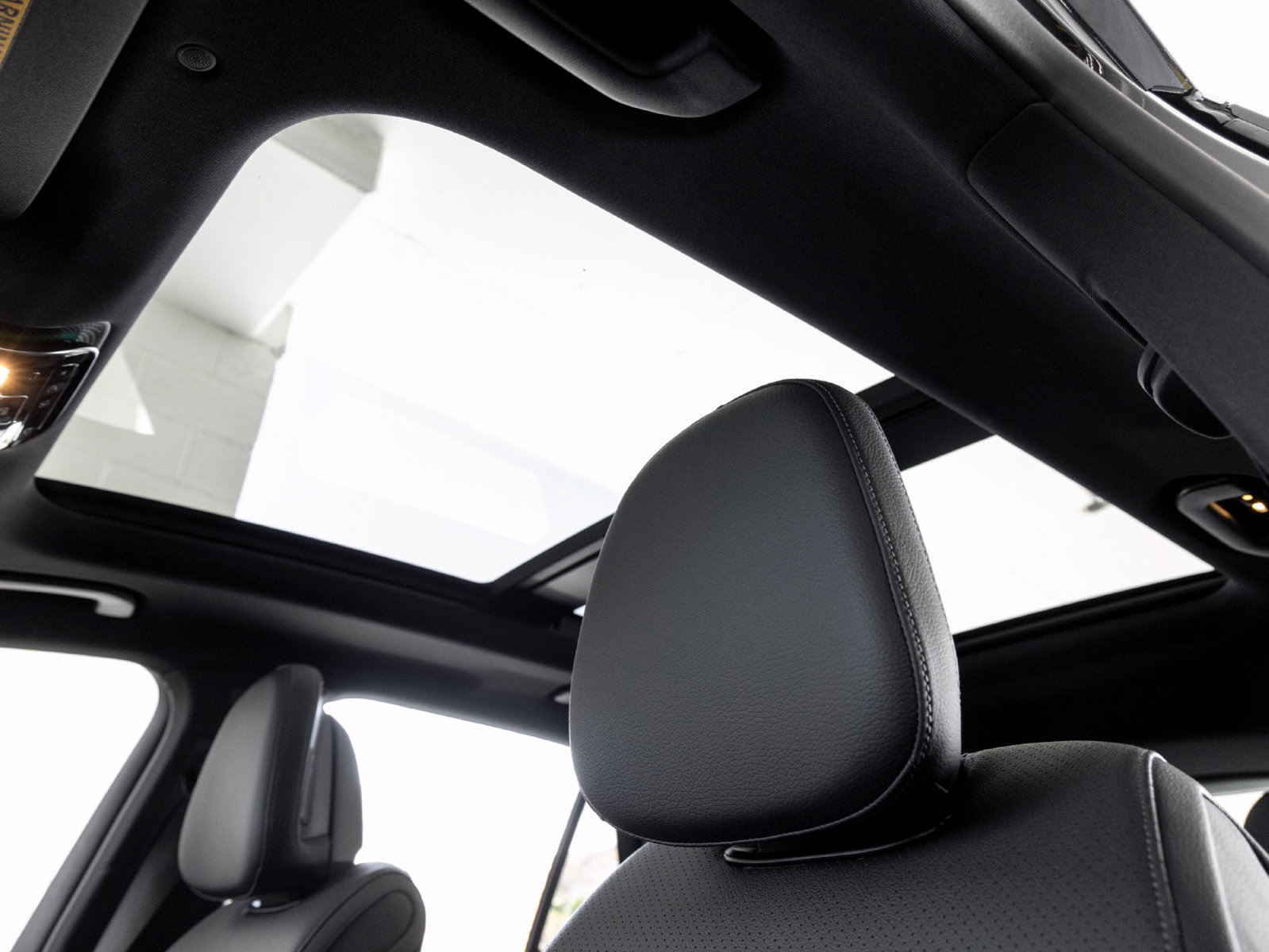 Used 2026 Mercedes-Benz GLC 300 image 15