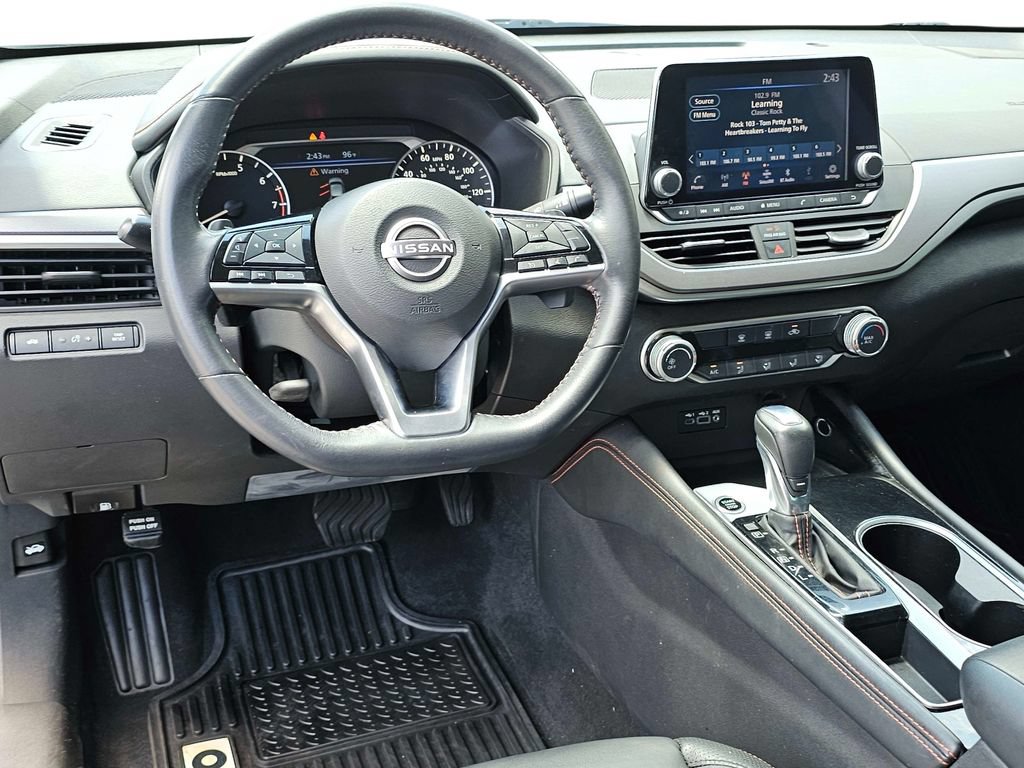 Used 2023 Nissan Altima 2.5 SR FWD image 33