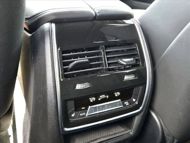 Used 2025 BMW X5 xDrive50e AWD/4WD image 19